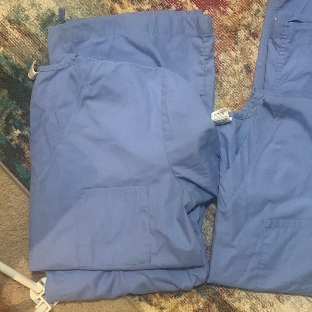 4 Scrub Sets Last Chance - image 1